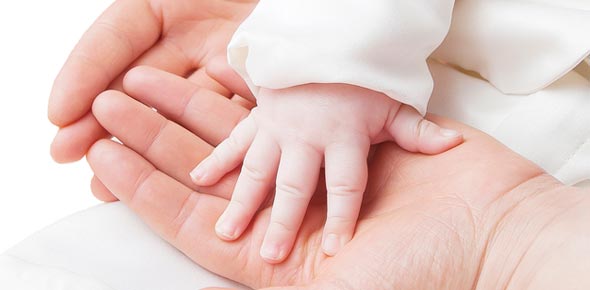 تولد دوباره و تولد نخستین نوزاد پاک از مادر معتاد در مرکز اقامتی مدل طبی زنان و مادران باردار سوء مصرف‌کننده مواد